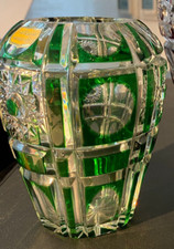 Kristallvase grün