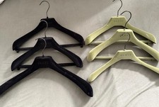 6x Gucci Samt Kleiderbügel In Grün & Schwarz Gr. M Top Zustand