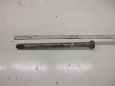 Suzuki GS 450 GL 51 A Steckachse (2) hinten Achse 17 mm Hinterrad Felge axle