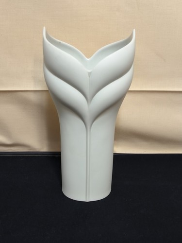 Bisquit porzellan vase - bisquit,