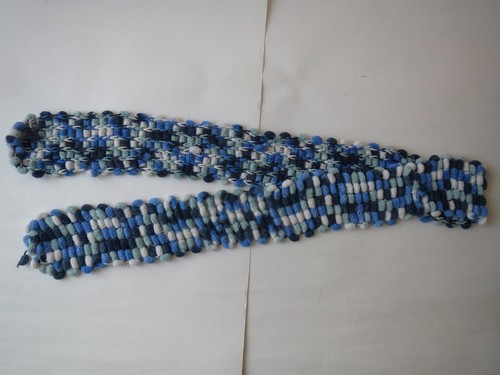 Kinderschal aus pompon wolle - kinderschal, pompon-wolle
