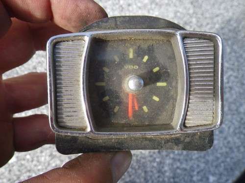 Oldtimer pkw auto uhr - oldtimer,