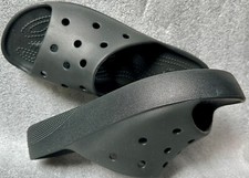 wNEU Pantoletten CROCS Comfort Iconic Gr.40(9W) Gummi Schwarz Massage-Effekte