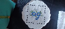 Rundes Deckchen Lochstickerei