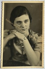 orig. Photo postcard woman
