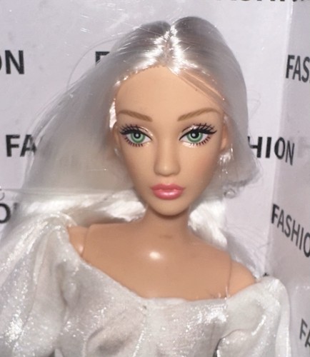 Barbie defa lucy - barbie,