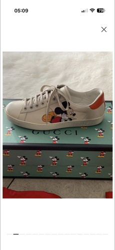 100 original disney x gucci - 100,