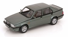 1:18 Triple 9 Alfa Romeo 75