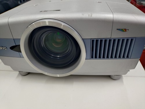 Sanyo plc xt16 projektor - sanyo,
