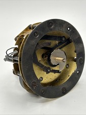 Altes Uhrwerk  Wanduhr