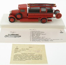 OMO - Feuerwehr Auto - Fire Engine Truck - 1:43 in OVP USSR Russian Model Car