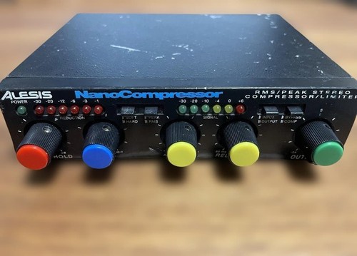 Alesis nanocompressor stereo - alesis,