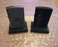 Zippo Feuerzeug Aufsteller x 2