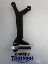 TRIUMPH TRIDENT 660 AUFHÄNGER