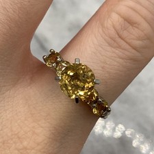 Citrin Ring mit fünf Steinen