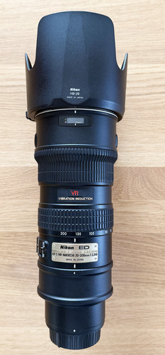 Nikon nikkor 200 2 - 70-200, f/2.8
