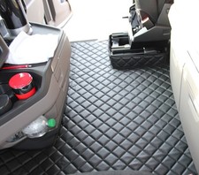 LKW Kunstleder Fußmatten für SCANIA S ab 2017 in schwarz  BEIFAHRERSITZ KLAPPBAR