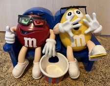 M&M's Spender Red & Yellow Couch Kino Popcorn Kinosessel 3D Vintage