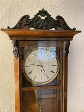 Wiener Monatsläufer Regulator