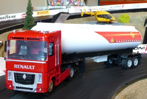 Lkw renault tanker mit - lkw,