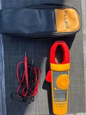 Fluke 337 Clamp Meter