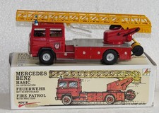 Blechspielzeug Mercedes Feuerwehr Drehleiter von KOVAP 1:25 "FFW Engelskirchen"
