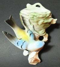 Alte Wandvase Porzellanfigur