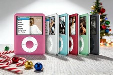 NEW Sealed Apple iPod Nano 3rd