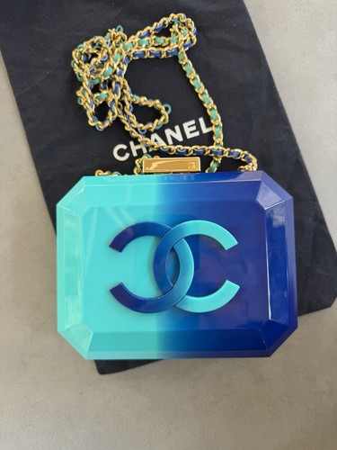 Chanel ombre plexiglas - chanel,