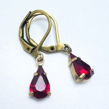 Sehr zierliche Gablonzer