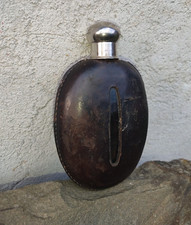 Antiker Larp Flachmann James