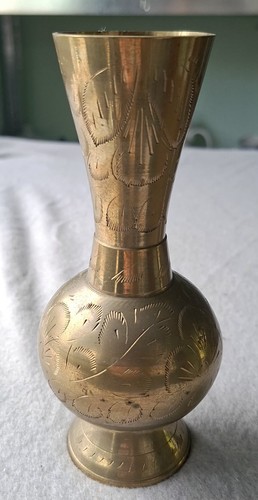 Vintage indie messing vase - vintage,