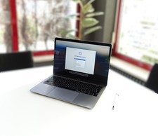 Apple MacBookPro Air 8,1 2018