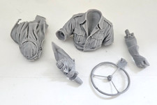 1/10 YOUNG MINIATURES WWII