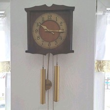 DUGENA Wanduhr Eiche/Messing mit Pendel u.Gewichten, Antik Uhr, 29x29cm