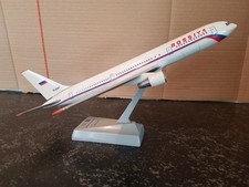 Flugzeugmodel Boeing 767-300ER