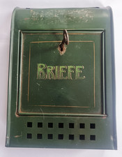 D0757- Antiker Briefkasten /