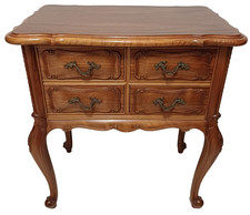 Vintage Kommode Schubladen Walnuss Vollholz Schnitzereien H/L/T: 62x58x36,5 cm