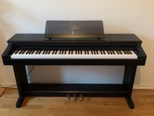 Klavier Clavinova Yamaha