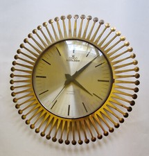 Vintage Quarz-Wanduhr „Son