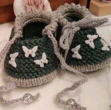 Babyschuhe, gestrickt