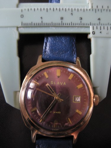 Sowjetische armbanduhr slava - sowjetische,