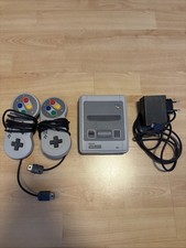 Nintendo Classic Mini Spielkonsole - Grau (2400166)