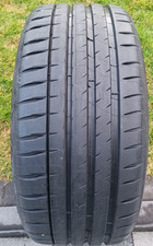 1x Michelin Pilot Sport 4-S