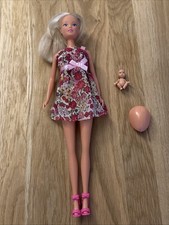 Steffi Love Puppe schwanger