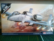 ACADEMY 12402 Flugzeug A10 Thunderbolt II in 1/72
