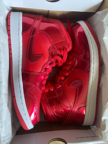 Women air jordan mid - women's,