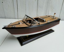 Modellschiff Sportboot
