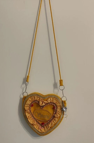 Dirndltasche aus filz - dirndltasche, gelb