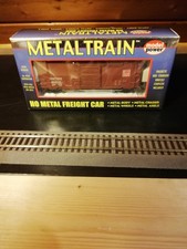Model Power METAL TRAIN No. 2173 , 40' Metal Boxcar/ SOO Line #44475